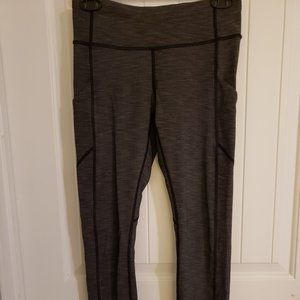 Pockets Heathered Gray Black